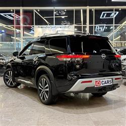 نیسان پاسفایندەر